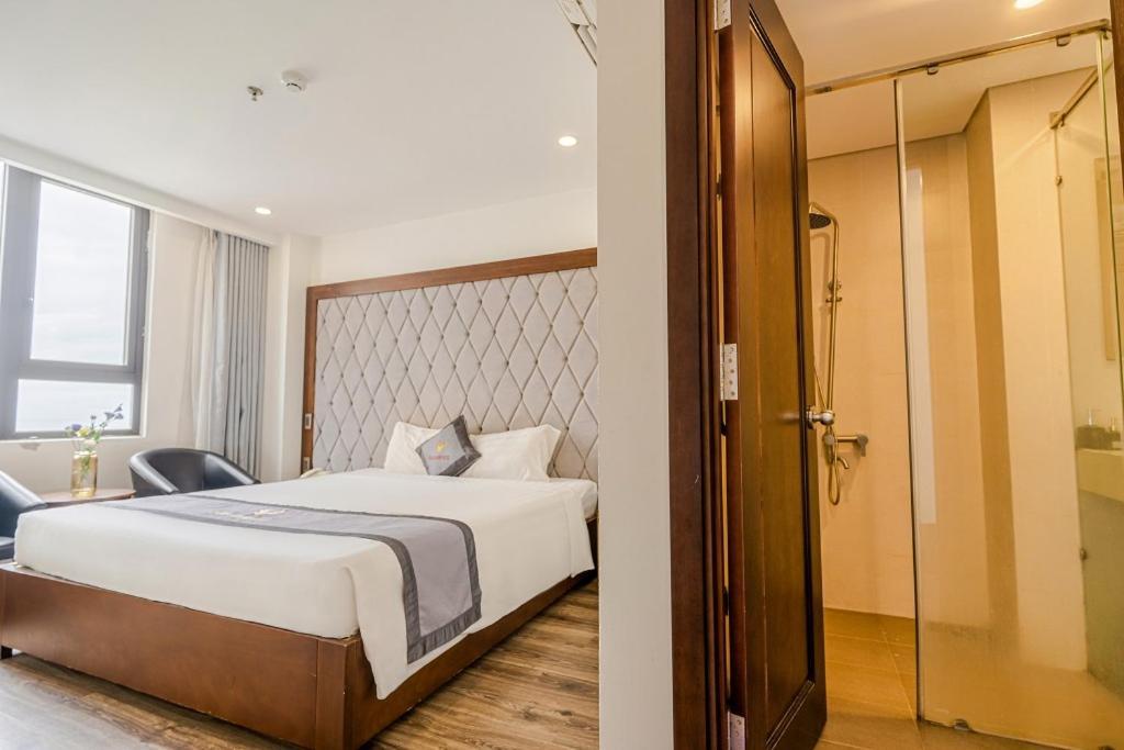Royal Charm Hotel Da Nang Eksteriør billede